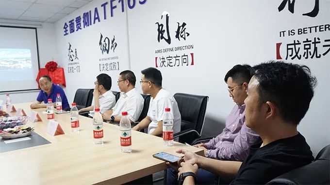 熱烈祝賀「實習(xí)基地暨熱傳感研究聯(lián)合實驗室」揭牌成立！ 維連溫度傳感器